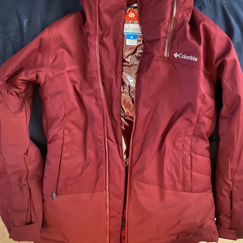 XS Columbia ski jacket Brand New & insanely warm